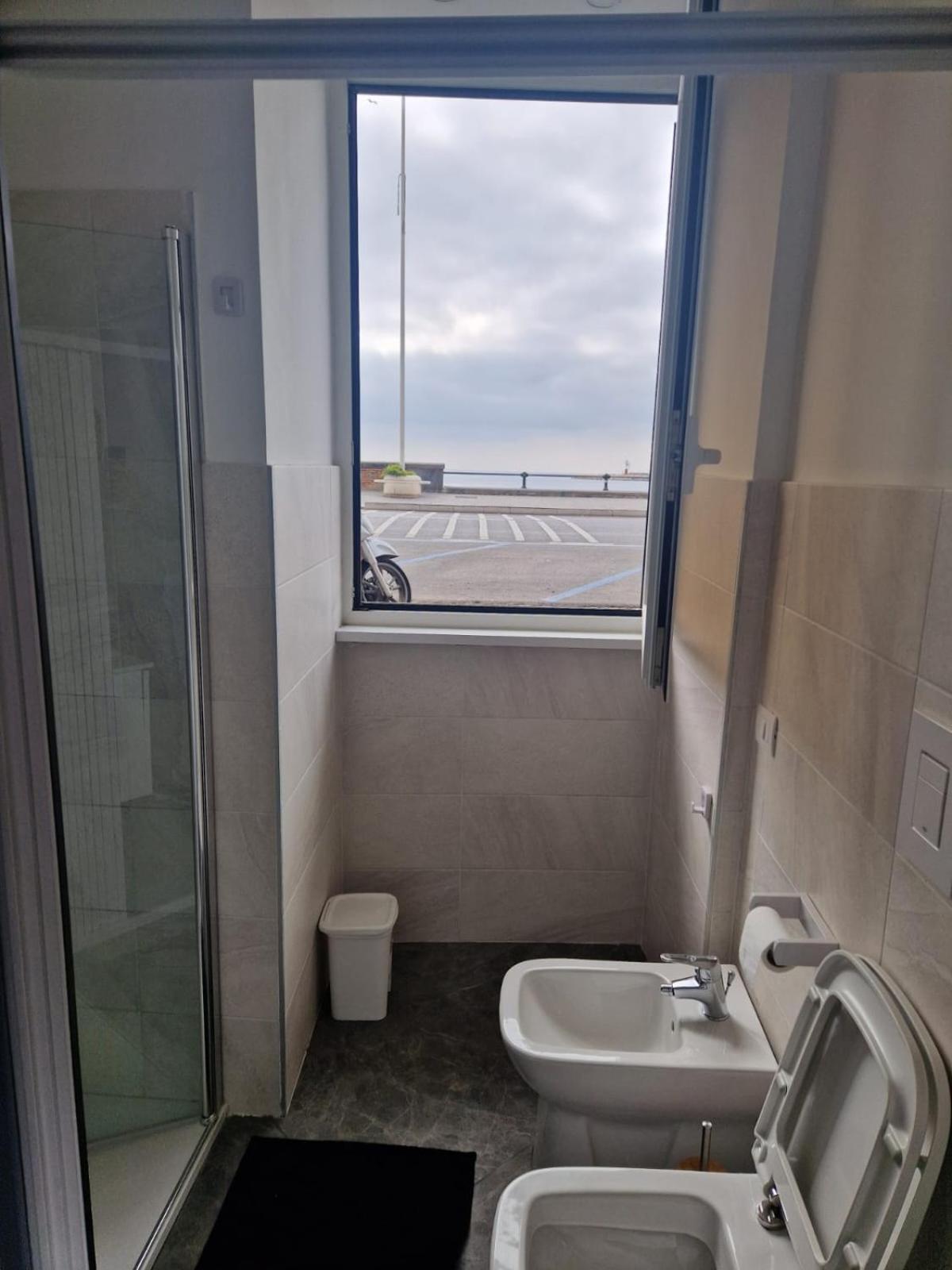 Suite Home Неаполь Экстерьер фото